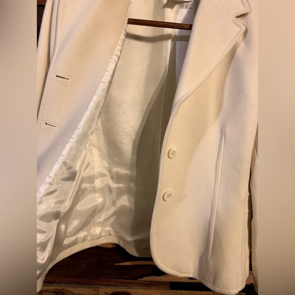 Size 8P French Vanilla Blazer-Petite Sophisticates - Picture 4 of 15